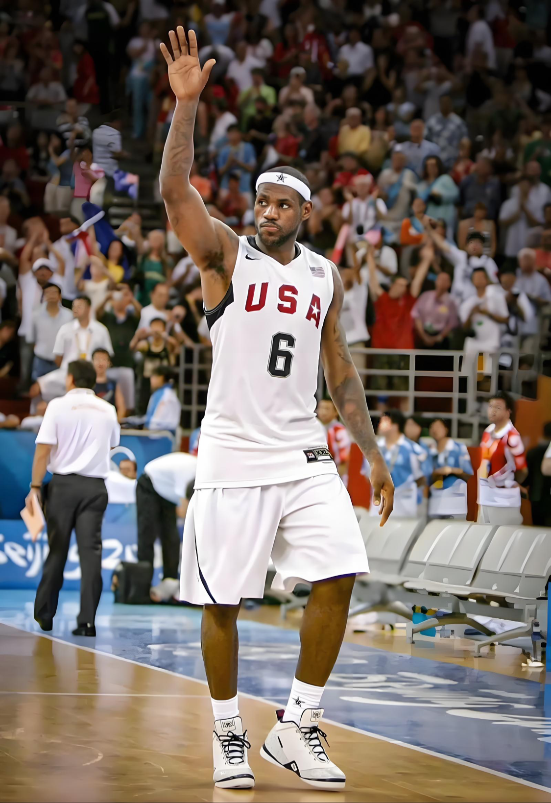 华体会全站app下载-詹姆斯还是现役球员却入选名人堂！除了保罗、再没人做到！